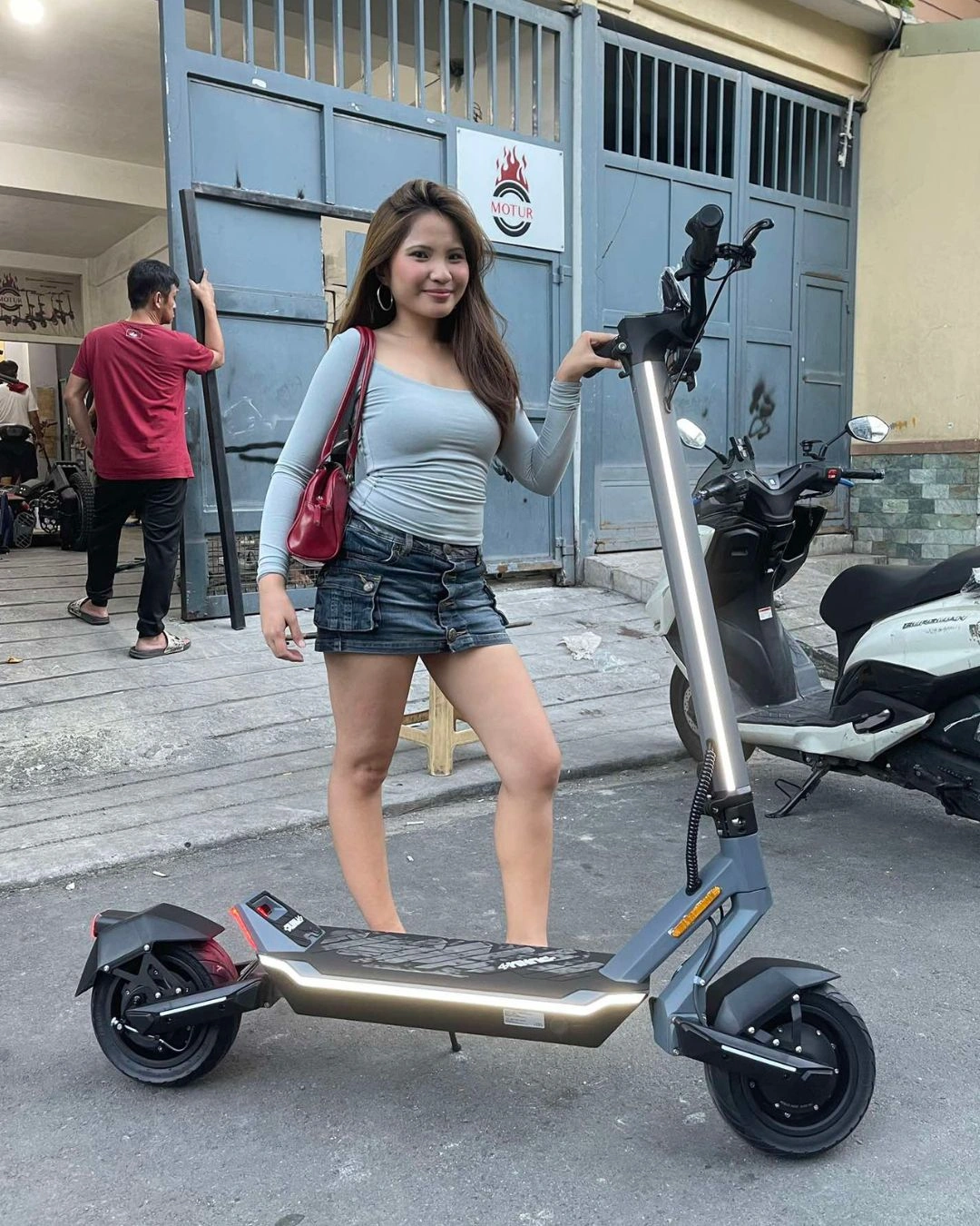 Picture from a Motur Electric Customer using Motur Punk Max